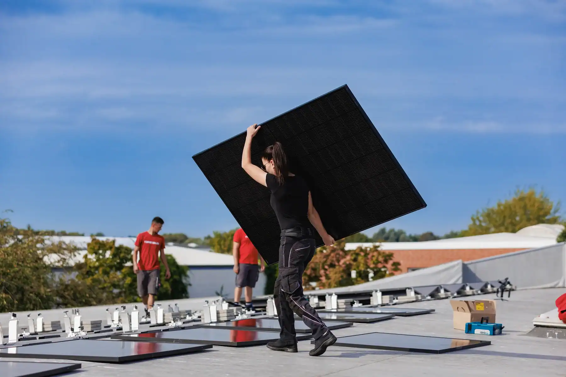 Photovoltaik-Installation durch das regionale Team